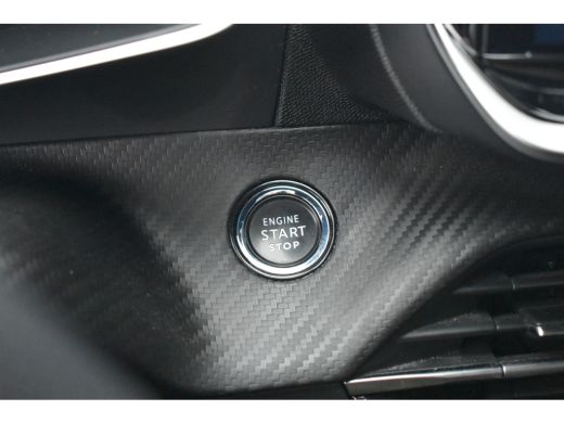 Peugeot e-2008 EV GT Pack 50 kWh 3 Fase 93%SOH | Schuif-/Kanteldak | Adaptive Cruise | Dodehoek-Detectie | Alcan... ActivLease financial lease