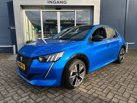 Peugeot e-208 EV GT 350 50 kWh | Achterbank in delen neerklapbaar | Achteruitrijcamera | Airco (automatisch) ActivLease financial lease