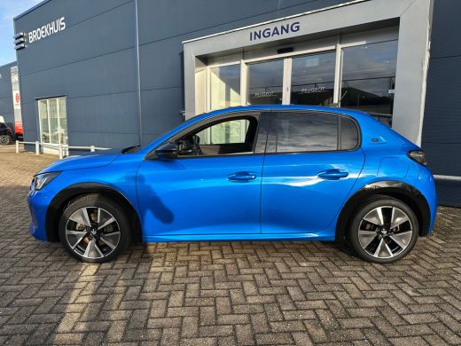 Peugeot e-208 EV GT 350 50 kWh | Achterbank in delen neerklapbaar | Achteruitrijcamera | Airco (automatisch) ActivLease financial lease