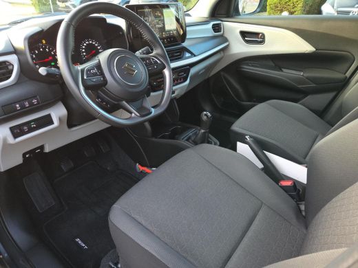 Suzuki Swift 1.2 Select Smart Hybrid | Apple CarPlay | Blindspot | Parkeersensoren | Rijklaarprijs incl. garan... ActivLease financial lease