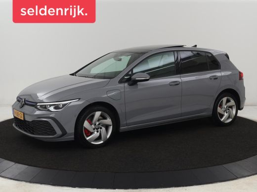 Volkswagen Golf 1.4 eHybrid GTE | Panoramadak | Sfeerverlichting | Carplay | Stoelverwarming | Camera | Adaptive ...