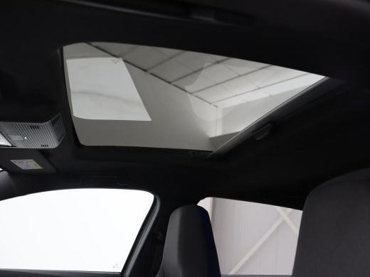 Volkswagen Golf 1.4 eHybrid GTE | Panoramadak | Sfeerverlichting | Carplay | Stoelverwarming | Camera | Adaptive ... ActivLease financial lease