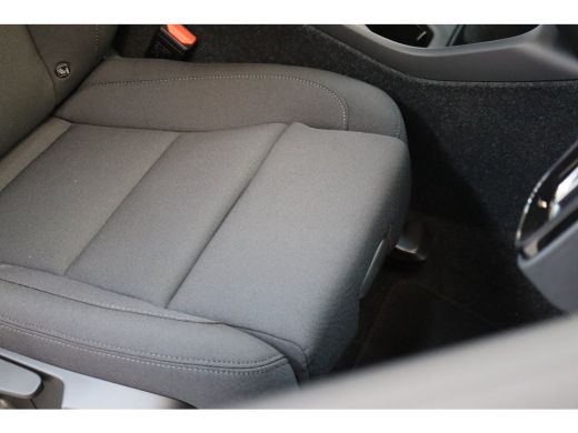 Volvo  EX40 Extended Range 252PK Plus 82 kWh | Visual Park Assist | Extra getint glas achter ActivLease financial lease