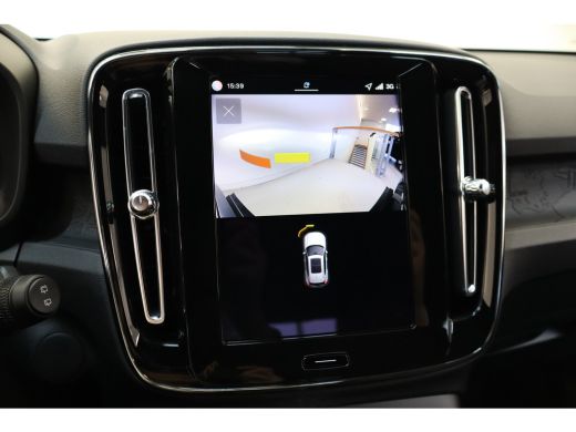 Volvo  EX40 Extended Range 252PK Plus 82 kWh | Visual Park Assist | Extra getint glas achter ActivLease financial lease