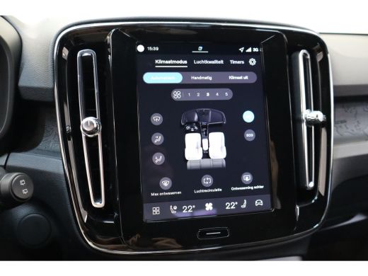 Volvo  EX40 Extended Range 252PK Plus 82 kWh | Visual Park Assist | Extra getint glas achter ActivLease financial lease