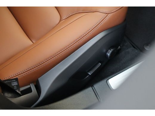 Volvo  V60 T6 350PK AWD Essential | Nappa leder | Driver Assist  | Climate Pack | Park Assist Pack | 19" ActivLease financial lease