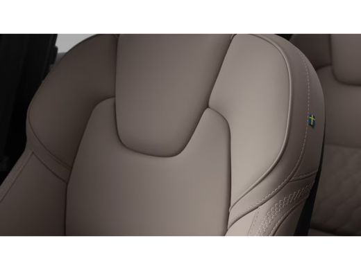 Volvo  XC60 2.0 T6 Plug-in hybrid AWD Ultra Dark | Volvo Guard Alarm | Extra getint glas |  Actieve luchtveri... ActivLease financial lease