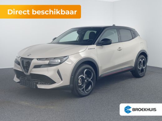 Alfa Romeo Junior Ibrida Speciale Automaat ActivLease financial lease