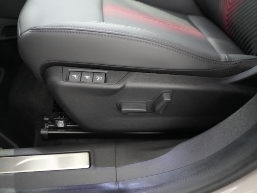 Alfa Romeo Junior Ibrida Speciale Automaat ActivLease financial lease