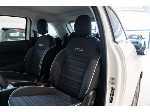 Fiat 500 Passion 42 kWh | Apple Carplay & Android Auto | Climate Controle | Keyless | Lichtmetalen velgen | ActivLease financial lease