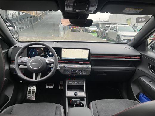 Hyundai Kona N-Line 65.4 kWh 217pk | Premium audio | 360 camera | Bestuurdersstoel met geheugen | Adaptive cru... ActivLease financial lease