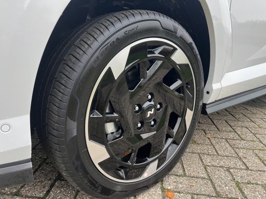 Hyundai Kona N-Line 65.4 kWh 217pk | Premium audio | 360 camera | Bestuurdersstoel met geheugen | Adaptive cru... ActivLease financial lease