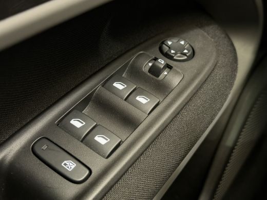 Jeep Avenger Longitude 54 kWh Camera | Adaptieve Cruise | Parkeersensoren Achter | Carplay | Digitaal Dashboar... ActivLease financial lease