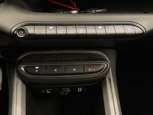 Jeep Avenger Longitude 54 kWh Camera | Adaptieve Cruise | Parkeersensoren Achter | Carplay | Digitaal Dashboar... ActivLease financial lease