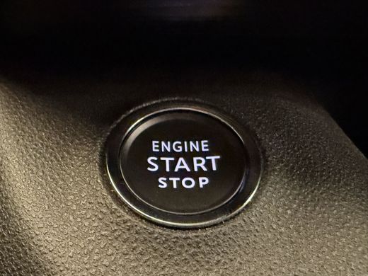 Jeep Avenger Longitude 54 kWh Camera | Adaptieve Cruise | Parkeersensoren Achter | Carplay | Digitaal Dashboar... ActivLease financial lease