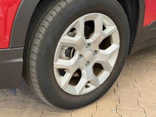 Jeep Avenger Longitude 54 kWh Camera | Adaptieve Cruise | Parkeersensoren Achter | Carplay | Digitaal Dashboar... ActivLease financial lease