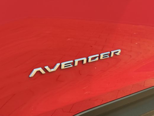 Jeep Avenger Longitude 54 kWh Camera | Adaptieve Cruise | Parkeersensoren Achter | Carplay | Digitaal Dashboar... ActivLease financial lease