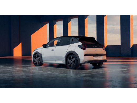 Lancia Ypsilon HF Automaat ActivLease financial lease