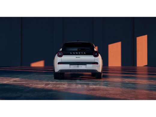 Lancia Ypsilon HF Automaat ActivLease financial lease