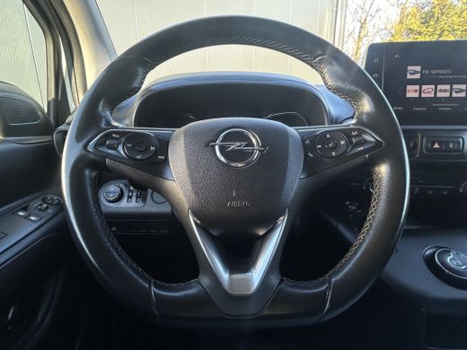 Opel Combo 1.5D 131 PK / L2H1 / 1e EIG. / AUTOMAAT / INRICHTING / 94.766 KM !! / AIRCO / CRUISE / NAVI / APP... ActivLease financial lease