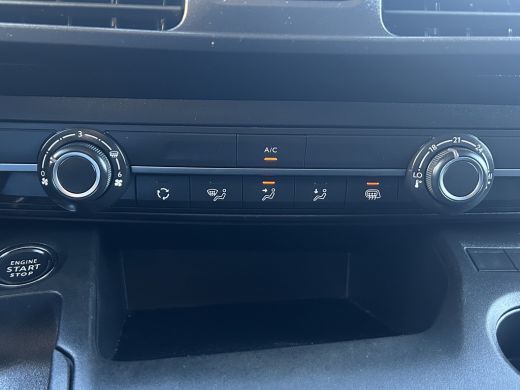 Opel Combo 1.5D 131 PK / L2H1 / 1e EIG. / AUTOMAAT / INRICHTING / 94.766 KM !! / AIRCO / CRUISE / NAVI / APP... ActivLease financial lease