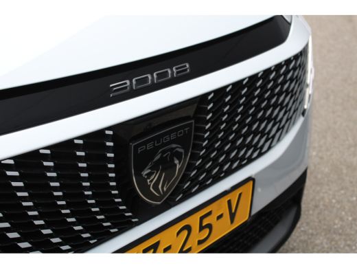 Peugeot 3008 1.6 plug-in Hybrid 195 GT Exclusive | Automaat | Panorama/schuifdak | Lederen bekleding | Focal |... ActivLease financial lease