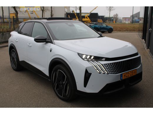 Peugeot 3008 1.6 plug-in Hybrid 195 GT Exclusive | Automaat | Panorama/schuifdak | Lederen bekleding | Focal |... ActivLease financial lease