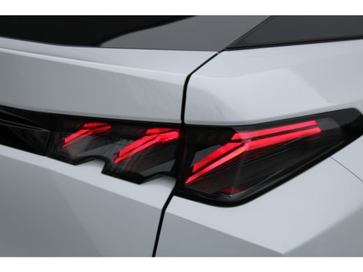 Peugeot 3008 1.6 plug-in Hybrid 195 GT Exclusive | Automaat | Panorama/schuifdak | Lederen bekleding | Focal |... ActivLease financial lease