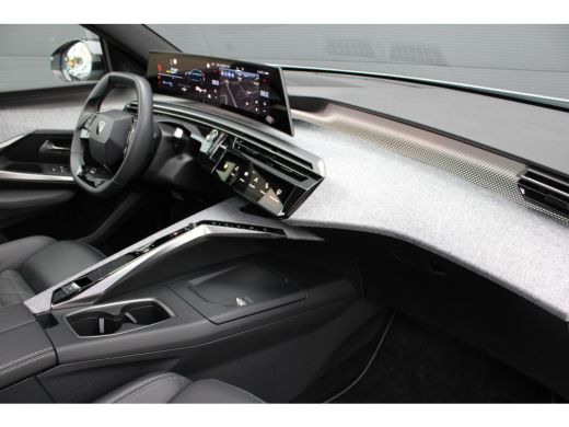 Peugeot 3008 1.6 plug-in Hybrid 195 GT Exclusive | Automaat | Panorama/schuifdak | Lederen bekleding | Focal |... ActivLease financial lease