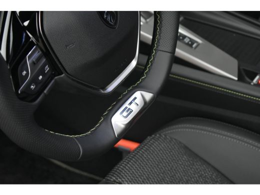 Peugeot 308 1.2 Hybrid 136 e-DCS6 GT | Schuif-/Kanteldak | Adaptive Cruise | Achteruitrijcamera | Navigatie |... ActivLease financial lease