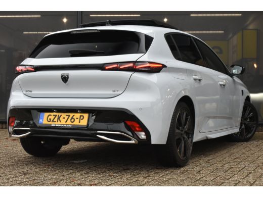 Peugeot 308 1.2 Hybrid 136 e-DCS6 GT | Schuif-/Kanteldak | Adaptive Cruise | Achteruitrijcamera | Navigatie |... ActivLease financial lease