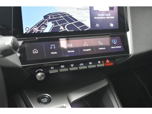 Peugeot 308 1.2 Hybrid 136 e-DCS6 GT | Schuif-/Kanteldak | Adaptive Cruise | Achteruitrijcamera | Navigatie |... ActivLease financial lease