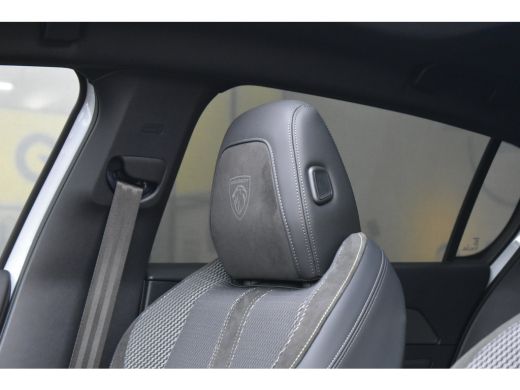 Peugeot 308 1.2 Hybrid 136 e-DCS6 GT | Schuif-/Kanteldak | Adaptive Cruise | Achteruitrijcamera | Navigatie |... ActivLease financial lease