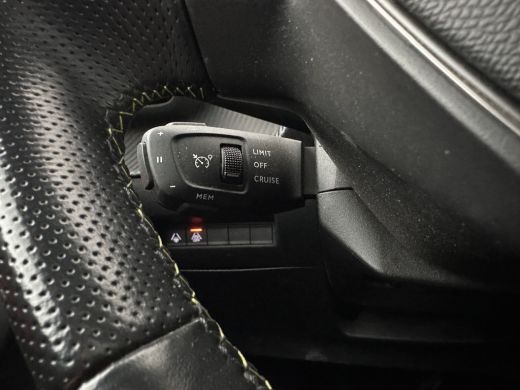 Peugeot e-208 EV GT 350 50 kWh [ 3-Fase ] {SOH-100%} (INCL-BTW) *PANO | FULL-LED | DIGI-COCKPIT | BLINDSPOT | C... ActivLease financial lease