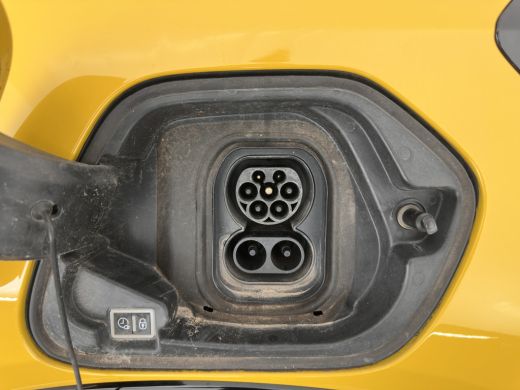 Peugeot e-208 EV GT 350 50 kWh [ 3-Fase ] {SOH-100%} (INCL-BTW) *PANO | FULL-LED | DIGI-COCKPIT | BLINDSPOT | C... ActivLease financial lease