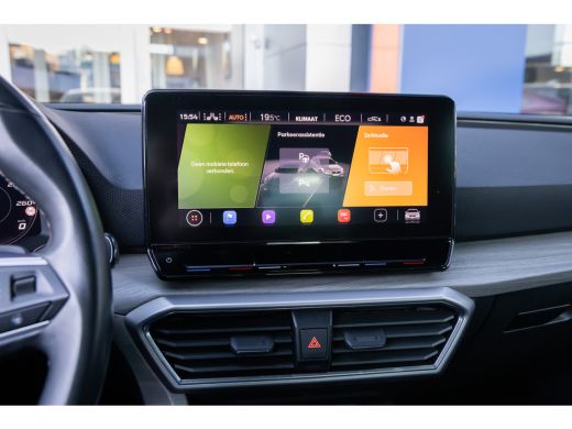 Seat Leon 1.4 TSI eHybrid PHEV Xcellence | Camera | Cruise adaptief | Stoel+stuur verwarming | LED | Keyles... ActivLease financial lease