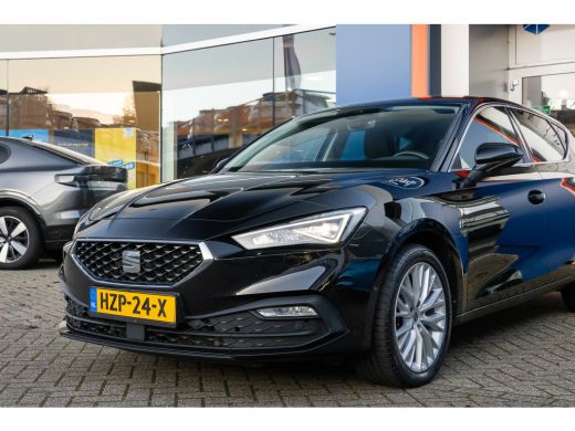 Seat Leon 1.4 TSI eHybrid PHEV Xcellence | Camera | Cruise adaptief | Stoel+stuur verwarming | LED | Keyles... ActivLease financial lease