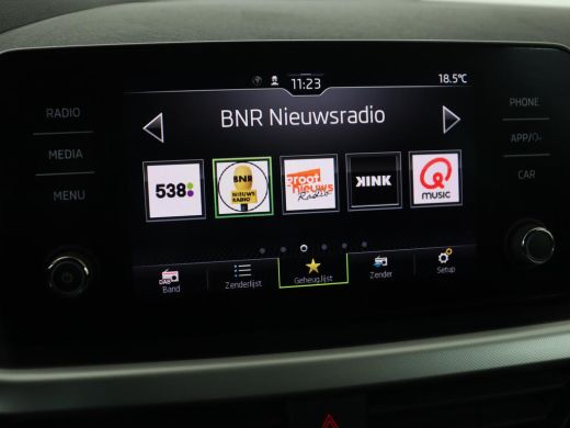 Skoda Kamiq 1.0 TSI Sport | Automaat | Carplay | Sportstoelen | DAB | Climate control | Parkeerhulp | Cruise ... ActivLease financial lease