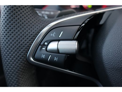 Skoda Kamiq Monte Carlo | Achteruitrijcamera | Cruise control met speedlimiter | Driver Activity Assistant, v... ActivLease financial lease