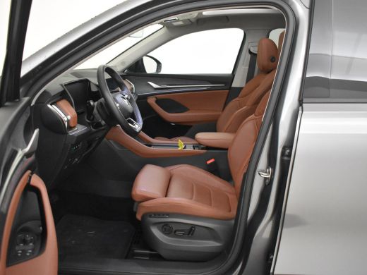 Skoda Kodiaq 1.5 TSI MHEV Sportline Business 7p 150pk | Trekhaak | Panorama dak | 7 persoons | Lederen bekledi... ActivLease financial lease