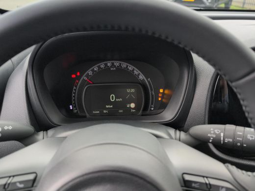 Toyota Aygo 1.0 VVT-i MT Pulse | Apple CarPlay/Android auto | Achteruitrijcamera | Climate control ActivLease financial lease