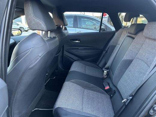 Toyota Corolla Touring Sports Hybrid 140 Dynamic ActivLease financial lease