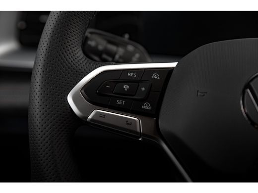 Volkswagen Tayron R-Line Edition 7-Persoons- Inclusief &euro;2000,- inruilvoordeel | 'App-Connect' draadloze smartphone ... ActivLease financial lease