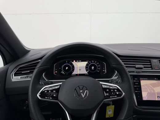 Volkswagen Tiguan 1.4 TSI eHybrid R-Line Bns | Pano | ACC | Matrix LED | Winter Pack | Camera ActivLease financial lease