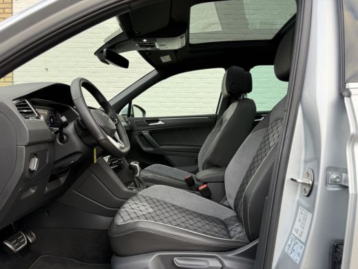 Volkswagen Tiguan 1.4 TSI eHybrid R-Line Bns | Pano | ACC | Matrix LED | Winter Pack | Camera ActivLease financial lease