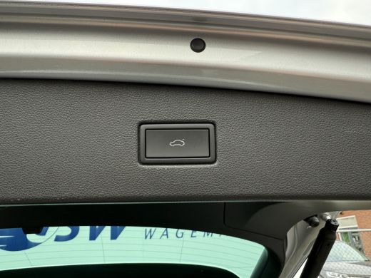 Volkswagen Tiguan 1.4 TSI eHybrid R-Line Bns | Pano | ACC | Matrix LED | Winter Pack | Camera ActivLease financial lease