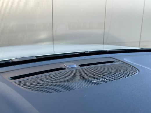 Volvo  EX40 Single Motor Extended Range Ultra Black Ed. 82 kWh | Panoramadak | 17% bijtelling | Harman/Kardon... ActivLease financial lease