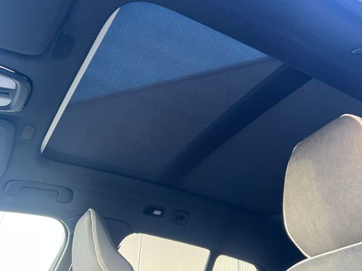 Volvo  EX40 Single Motor Extended Range Ultra Black Ed. 82 kWh | Panoramadak | 17% bijtelling | Harman/Kardon... ActivLease financial lease