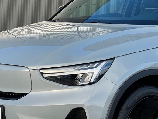 Volvo  EX40 Single Motor Extended Range Ultra Black Ed. 82 kWh | Panoramadak | 17% bijtelling | Harman/Kardon... ActivLease financial lease