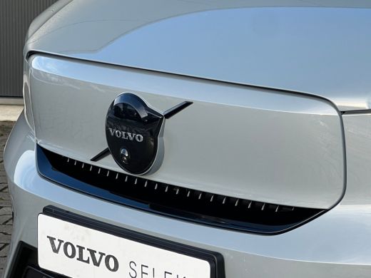 Volvo  EX40 Single Motor Extended Range Ultra Black Ed. 82 kWh | Panoramadak | 17% bijtelling | Harman/Kardon... ActivLease financial lease